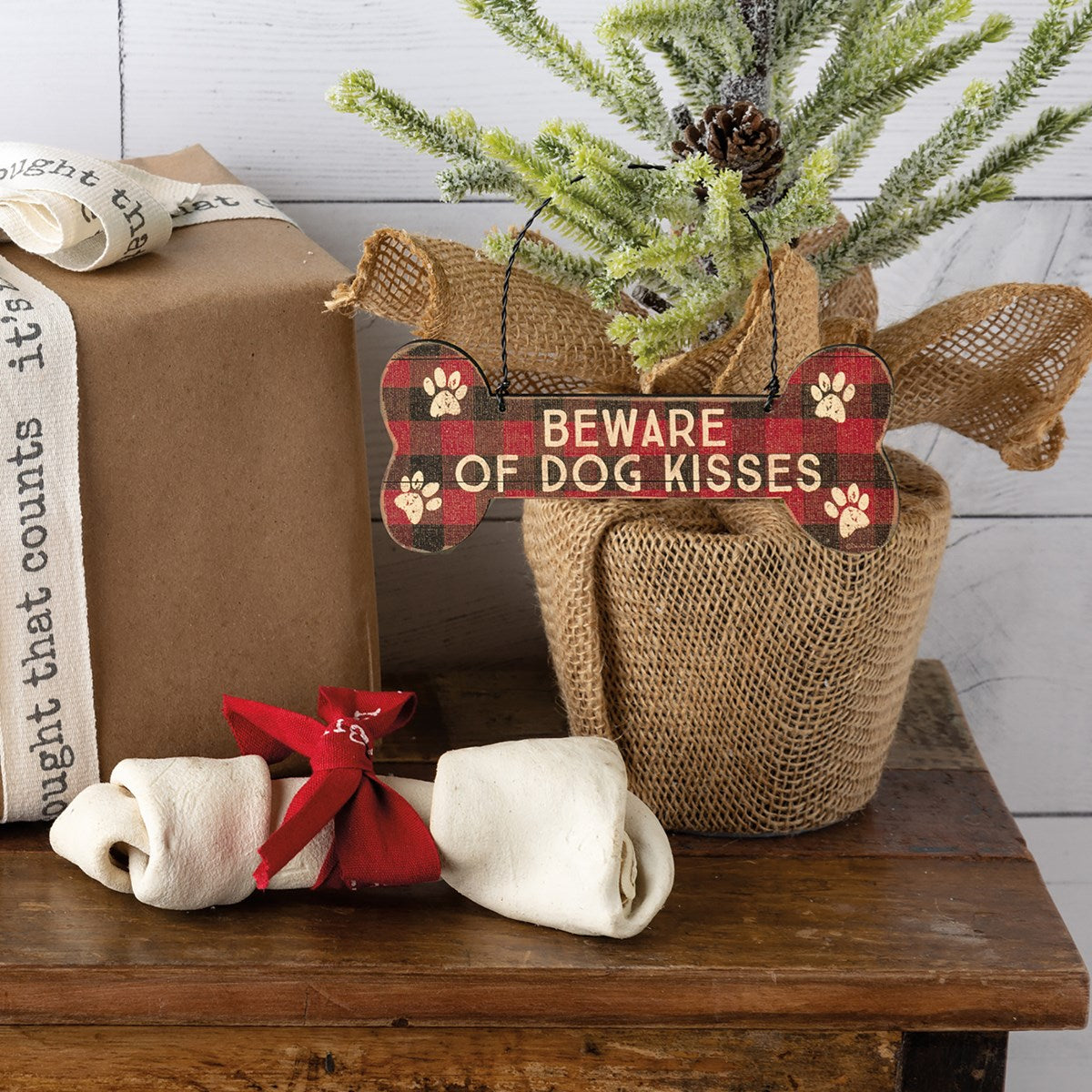 Xmas Ornament - Beware Dog Kisses